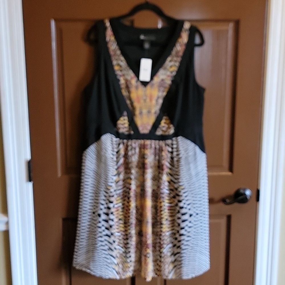 Lane Bryant-V neck animal print sleeveless dress Size 18 NWT.